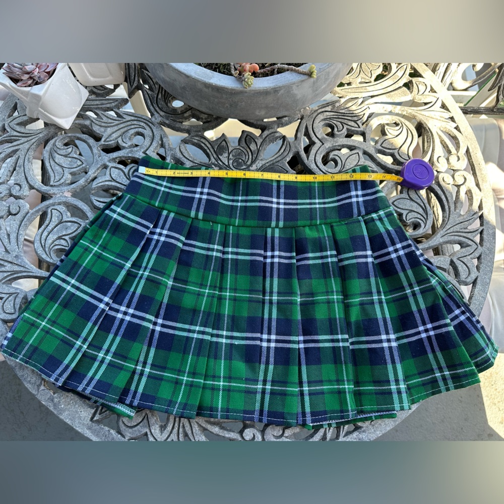 Plaid Pleated Mini Skirt,  size sm/med